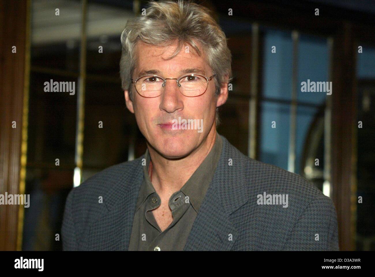 (Dpa) - attore statunitense Richard Gere presenta il suo nuovo film "Infedele' nel corso di una conferenza stampa a Monaco di Baviera, 7 giugno 2002. Foto Stock