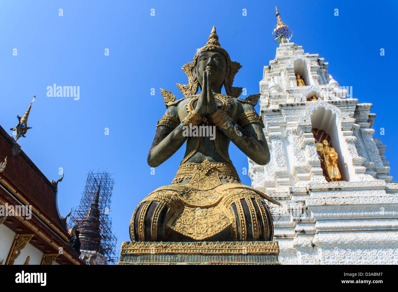 Angelo tailandese a Wat Ban Den, Maetang Chiangmai tempio thailandese Foto Stock