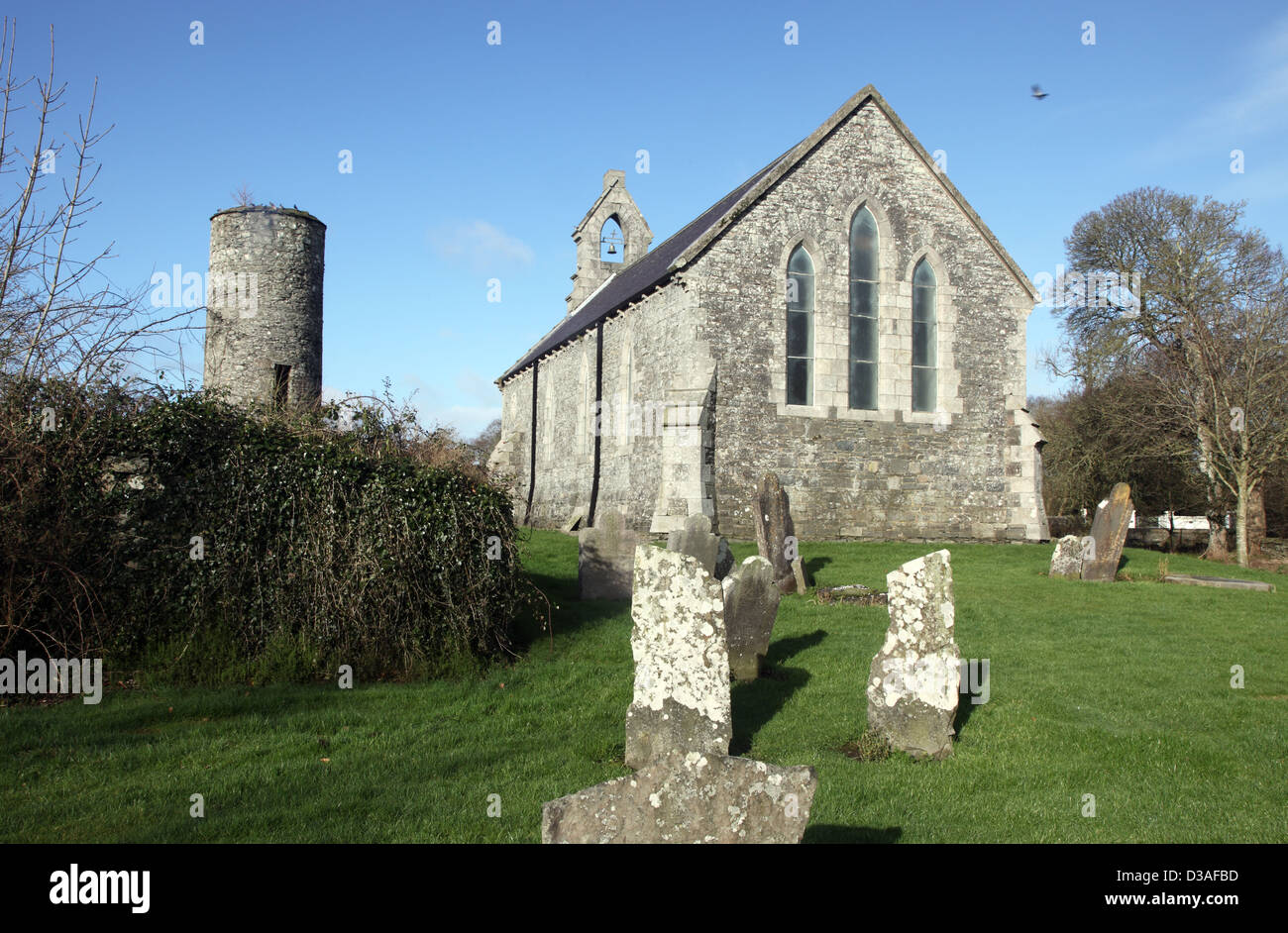 Inniskeen chiesa e torre rotonda, nella contea di Monaghan, Irlanda Foto Stock