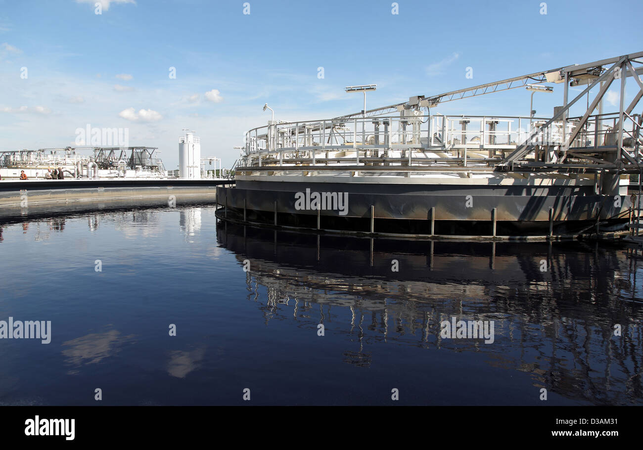 Fidenza, Italia, Gemeinschaftsklaerwerk Bitterfeld-Wolfen Foto Stock