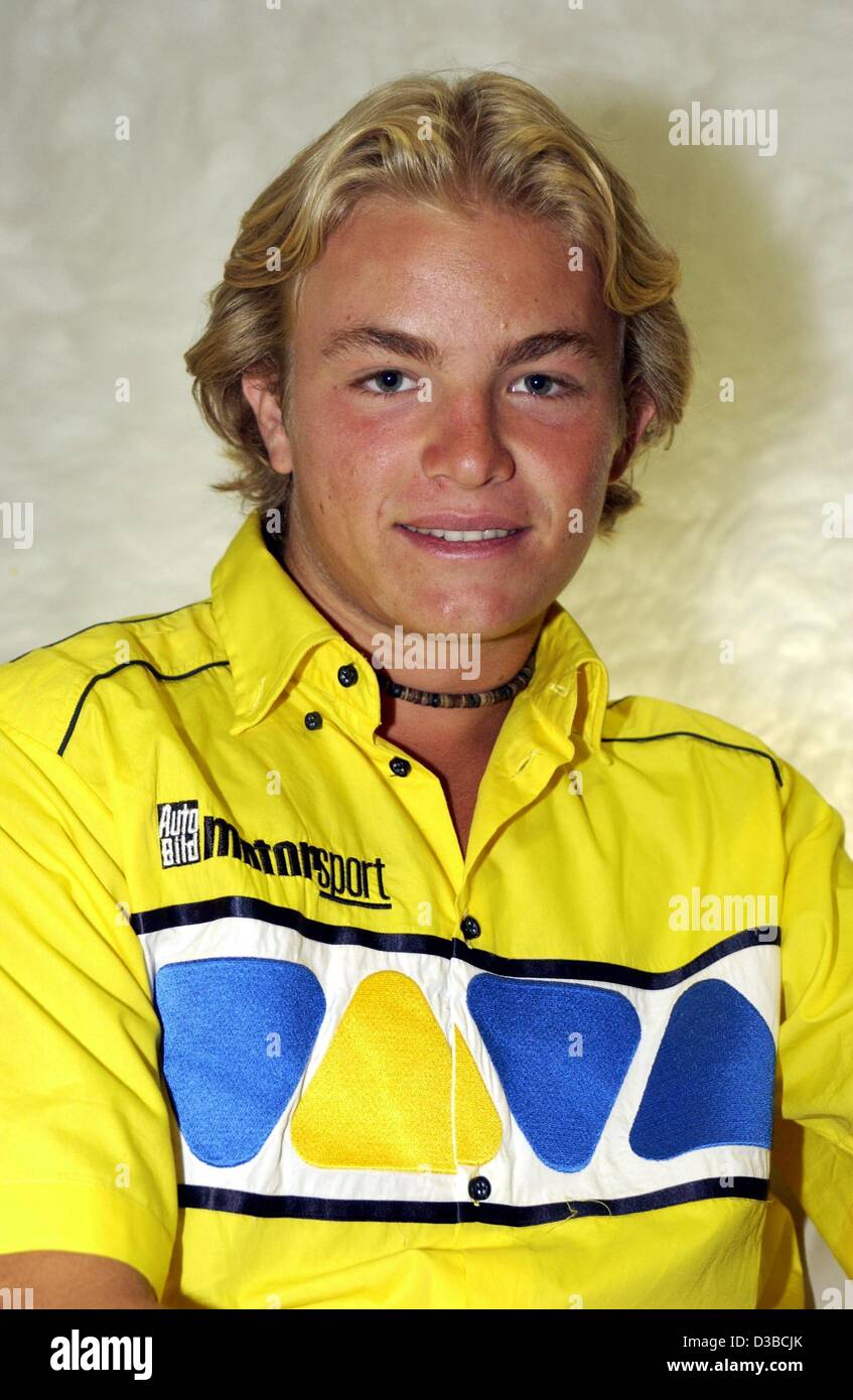 (Dpa) - Nico Rosberg, motore racer e host di musica tedesca stazione tv Viva ("Viva Racing', 'Nicodrom'), raffigurato in Colonia, 16 agosto 2002. Nico è il figlio del finlandese race driver Keke Rosberg. Foto Stock