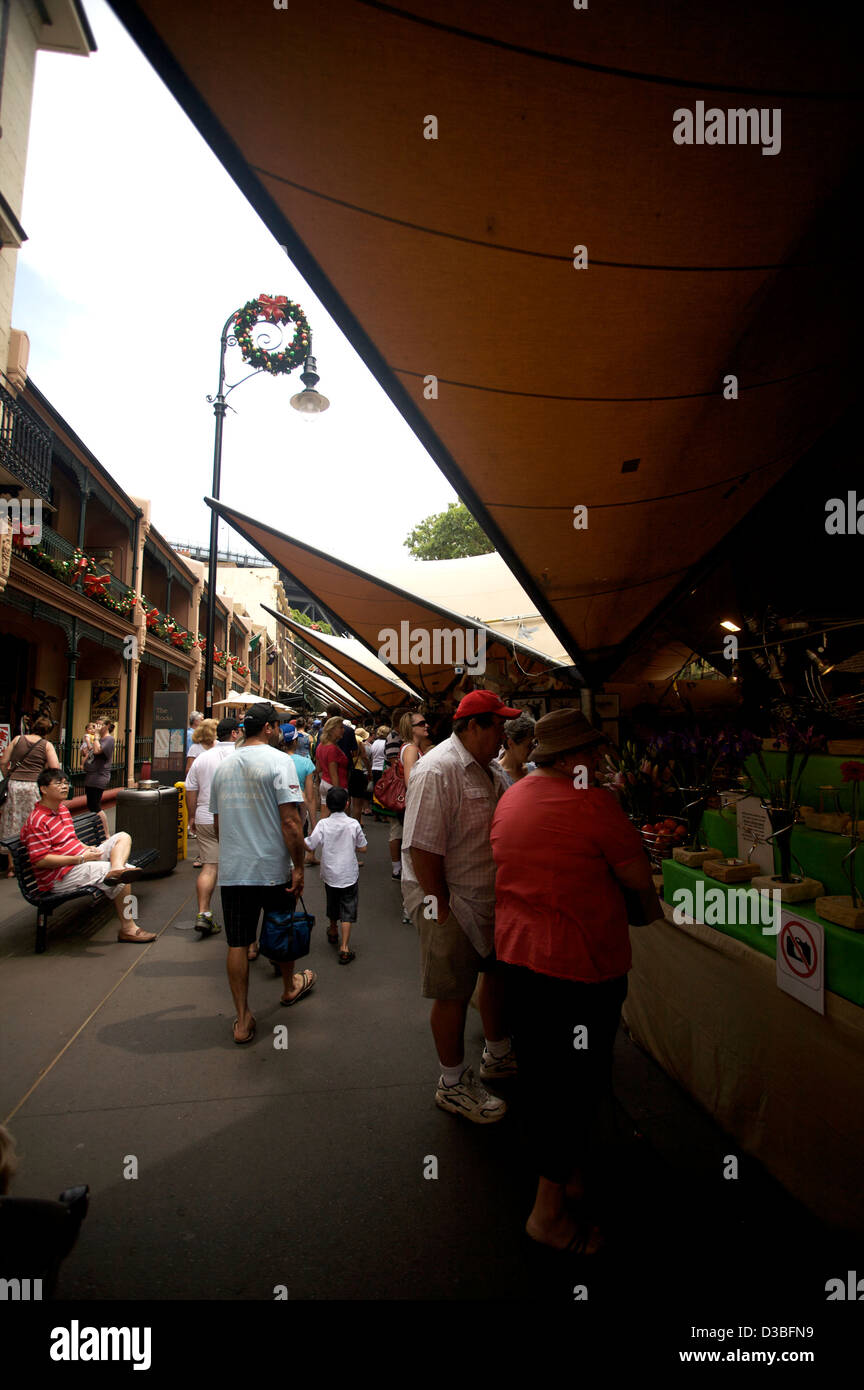 La zona dello shopping nel centro cittadino di Sydney NSW Australia noto come 'rocce' Foto Stock