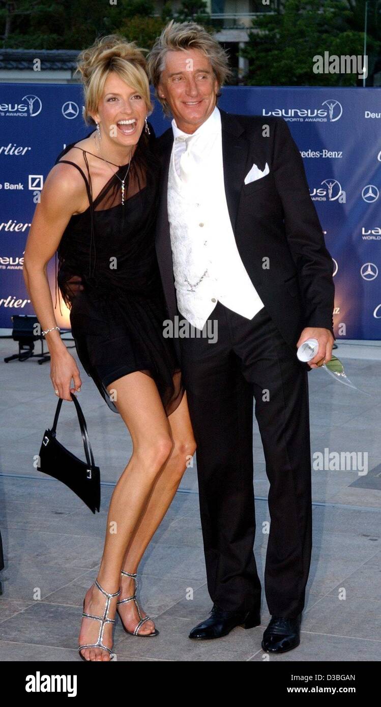 (Dpa) British cantante rock Rod Stewart e la sua fidanzata Penny