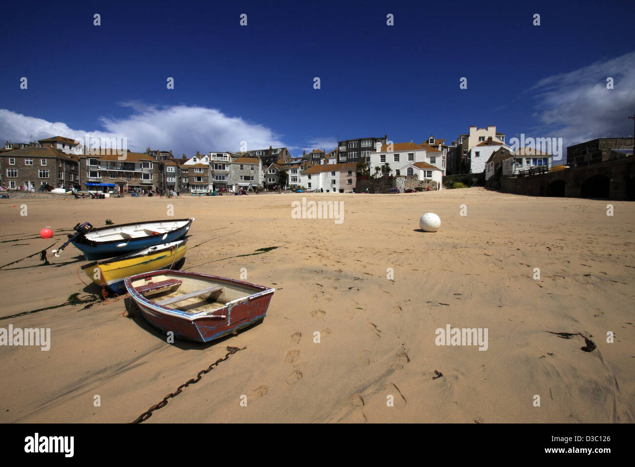 St Ives harbour a bassa marea Foto Stock