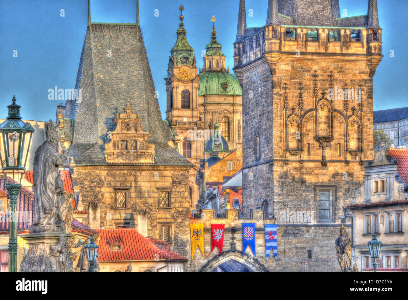 Vista dal lungo il ponte Carlo verso Mala Strana e il Castello di Praga, (effetto speciale) Foto Stock