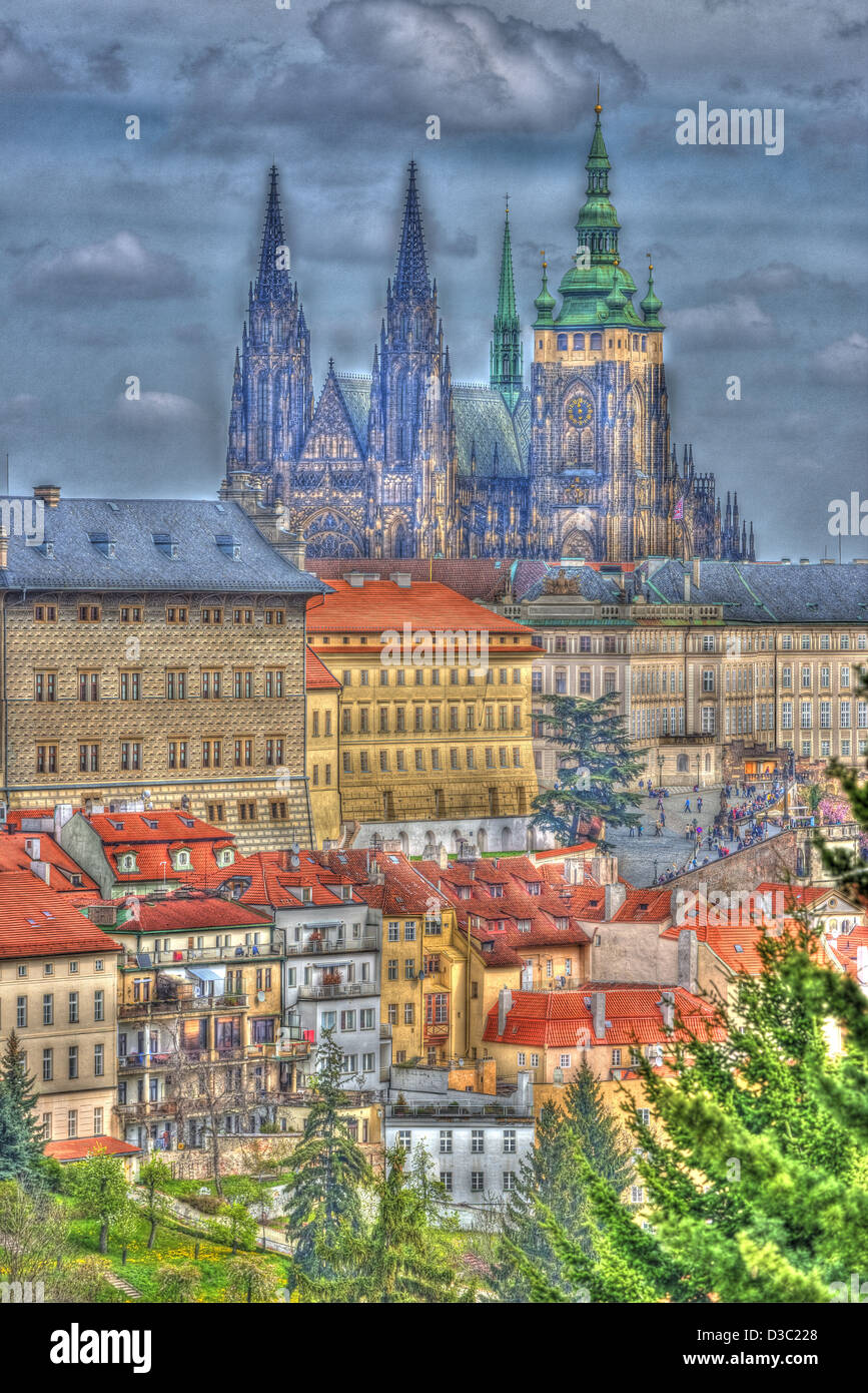 Vista della cattedrale di Praga e il castello, (effetto speciale) Foto Stock
