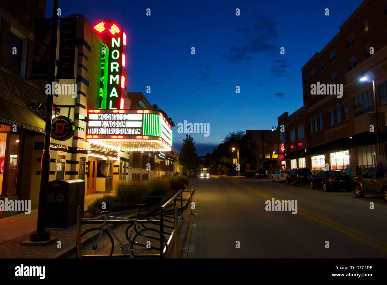 Lo storico teatro normale, normale, Illinois al crepuscolo Foto Stock