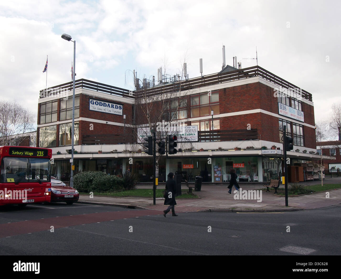 Goddards furniture store a Brentford High Street Foto Stock