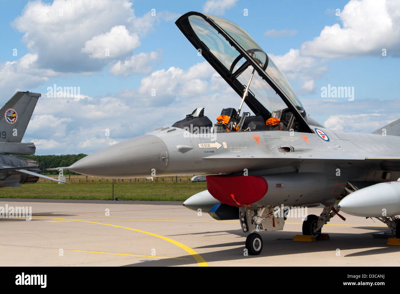 Norwegian Air Force F-16 jet da combattimento Foto Stock