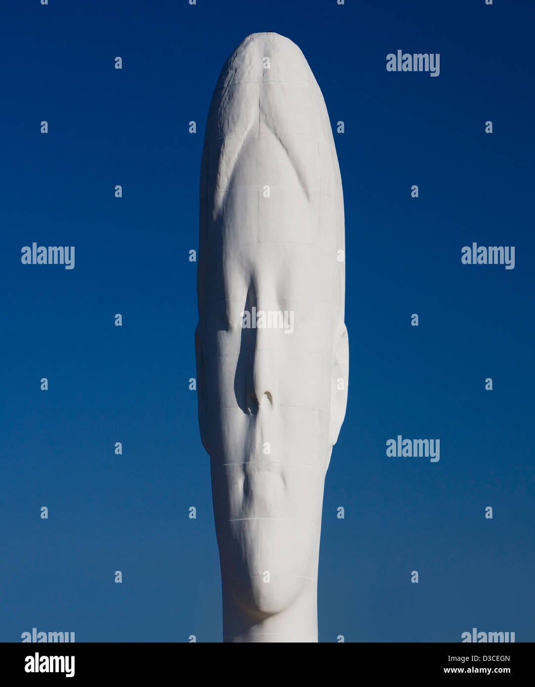 'Dream' scultura ideato da un artista Jaume da Plensa a, St.Helens, Merseyside England, Regno Unito, Europa Foto Stock