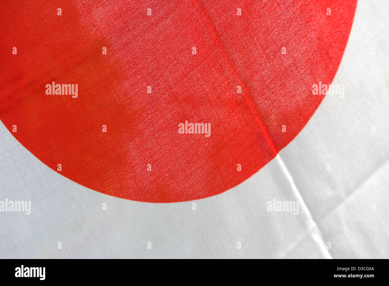 La bandiera giapponese è noto come la hinomaru o un cerchio del sole o RISING SUN. Un cerchio rosso su sfondo bianco. Foto Stock