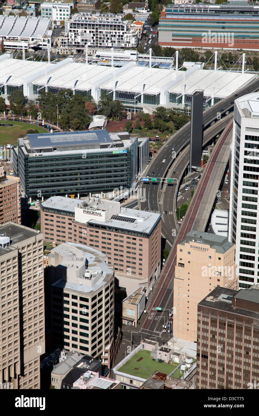 M4 distributore occidentale di rampa e la Sydney Exhibition Centre Darling Harbour Sydney Australia Foto Stock