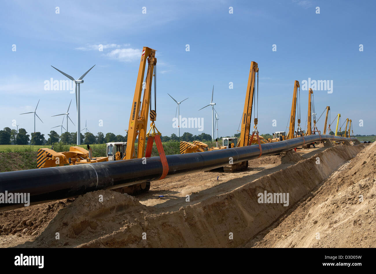 Schulzendorf, Germania, pagina albero sollevatore caterpillar di Opal gas pipeline Foto Stock