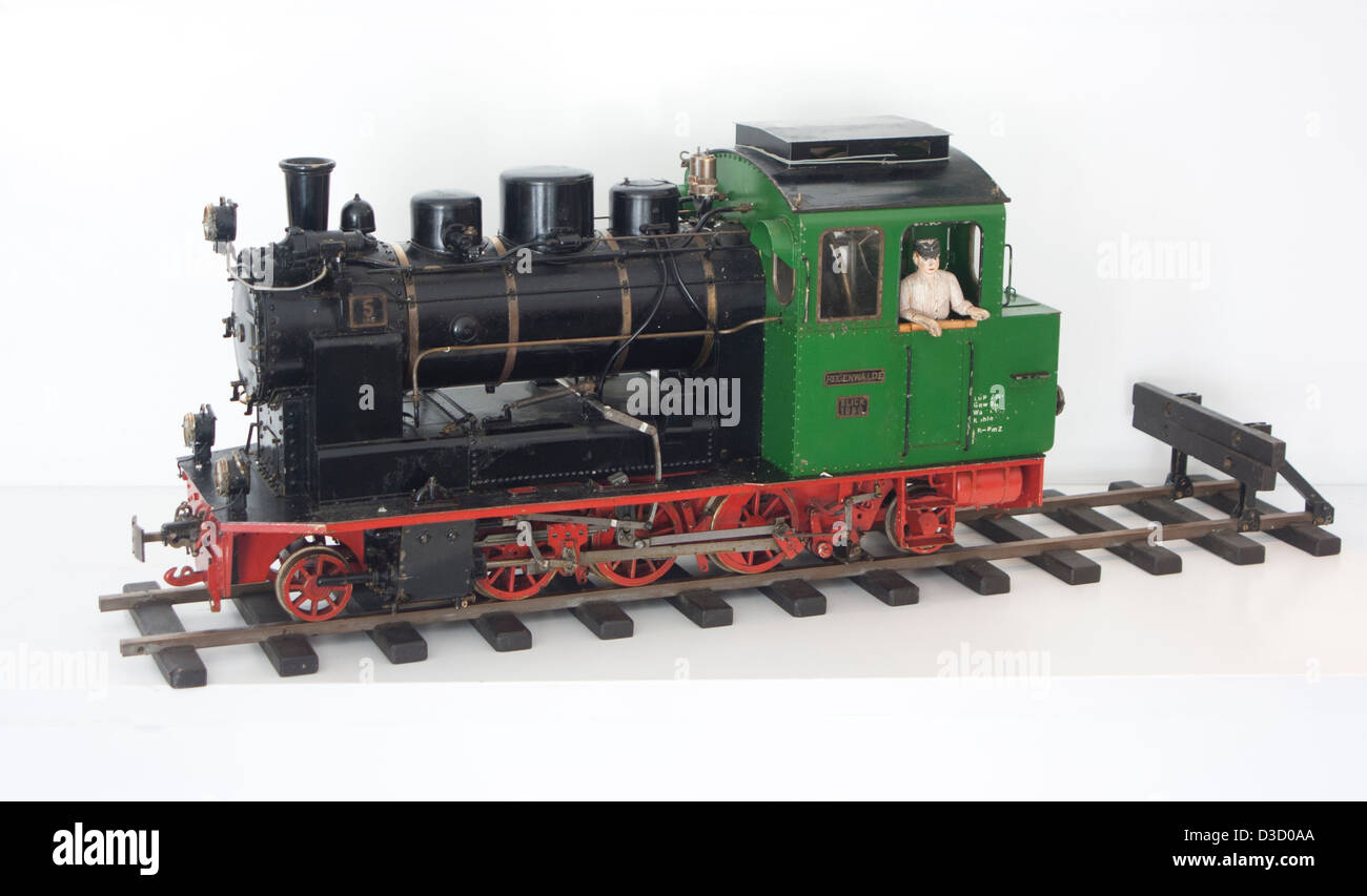 Il modello 'Regenwalde' piccola locomotiva a vapore inscritto "Blick 1880' Foto Stock
