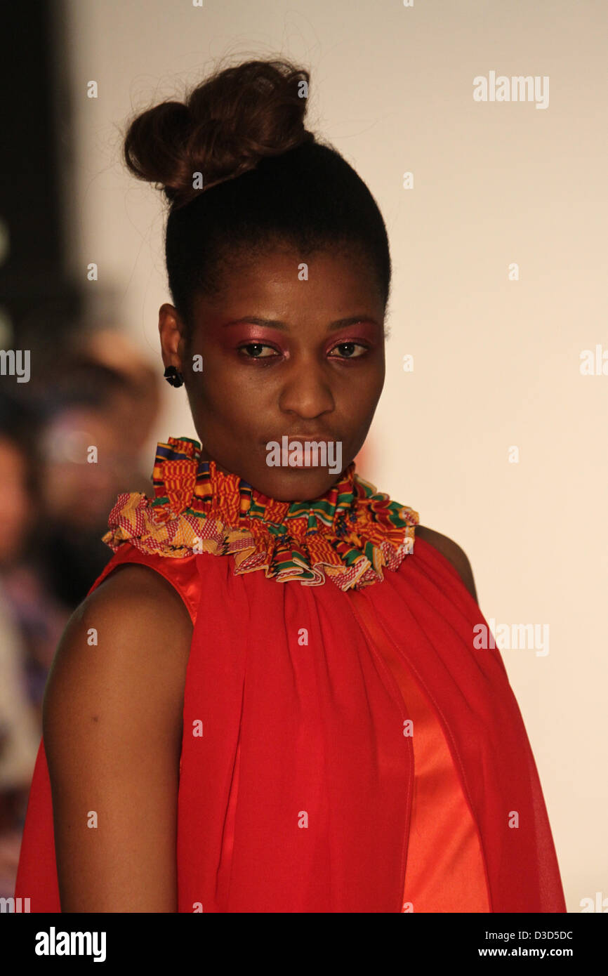 N'Kya vetrine alla moda migliori 3 pm show al Westbury Hotel Foto Stock