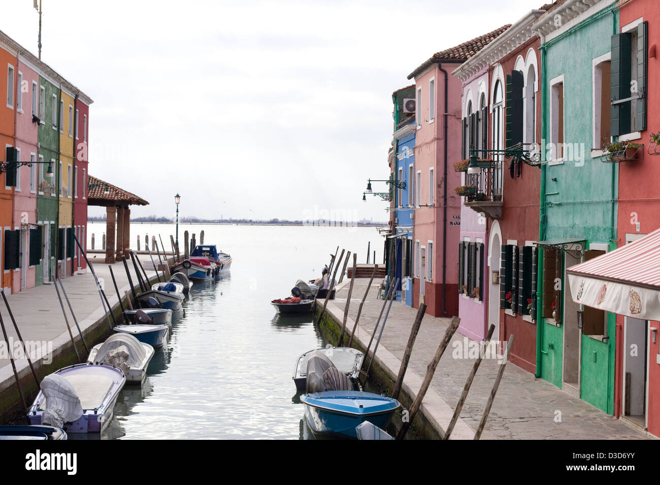 Colorate case a Burano isola della Laguna Veneta Foto Stock