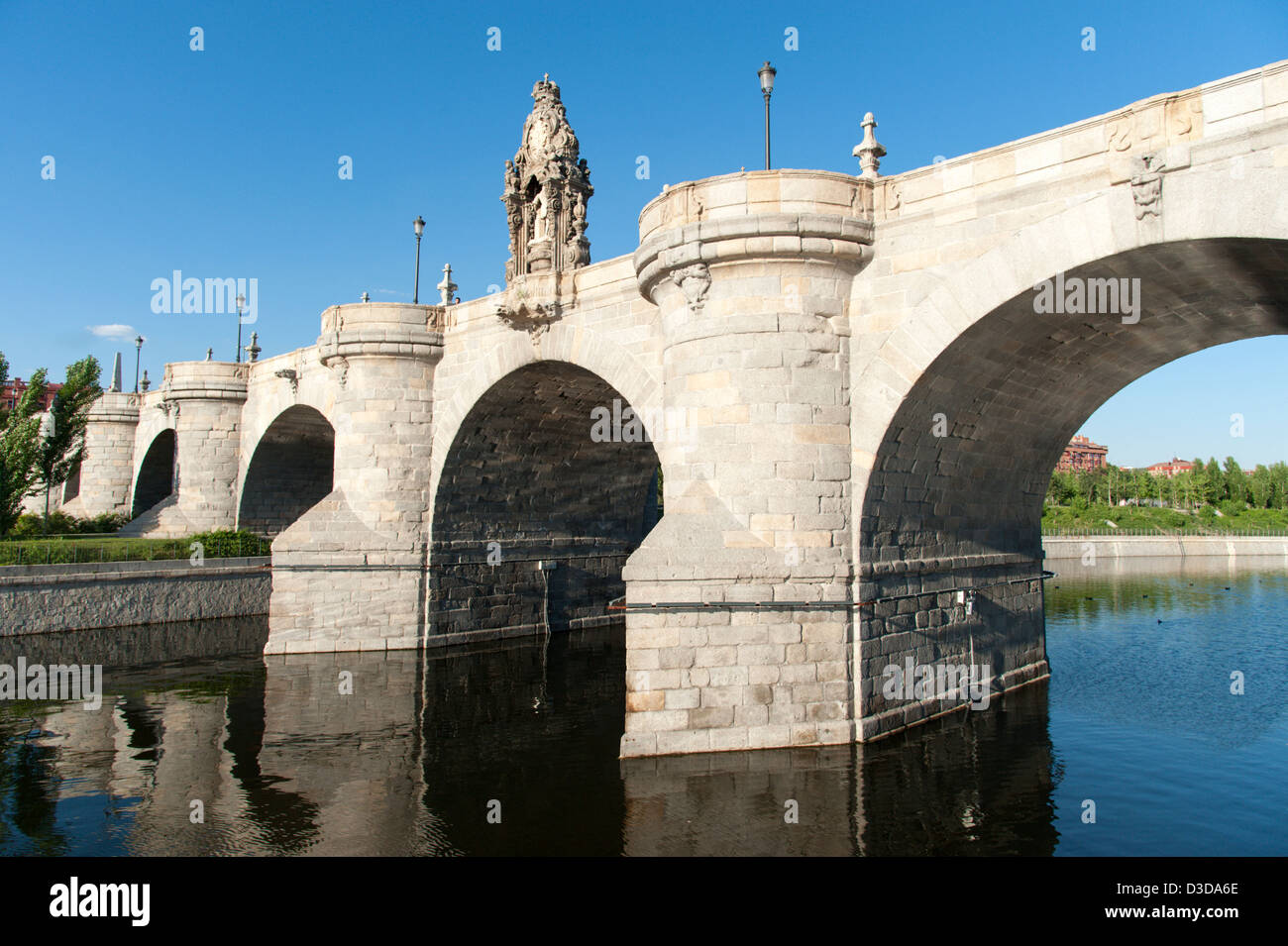 Puente de Toledo spanning fiume Manzanares, Madrid, Spagna Foto Stock