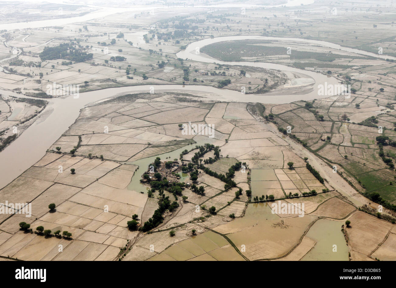 Kotnai, Pakistan, inondazioni su aree allagate Foto Stock