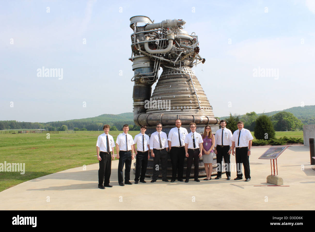 Giovani ingegneri 'Go' retrò (NASA, lo spazio del sistema di lancio, 01/15/13) Foto Stock