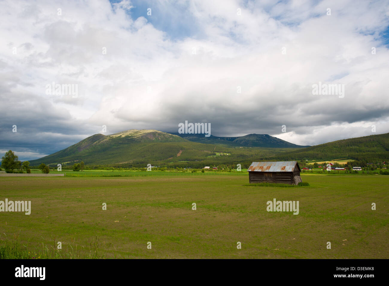 La bellissima natura e le montagne della Norvegia Foto Stock