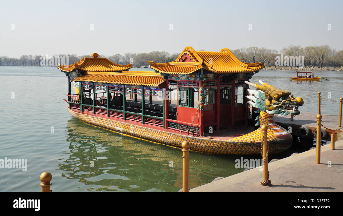 Dragon Boat - Lago Kunming, Palazzo Estivo, Pechino Foto Stock