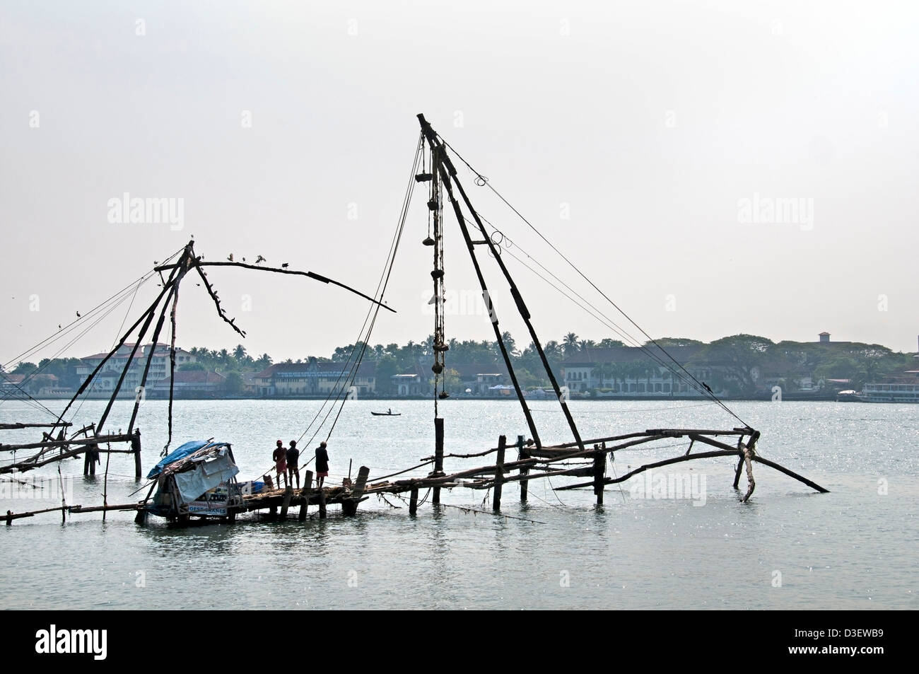 Cinese di reti da pesca Kochi Cochin India Kerala Foto Stock