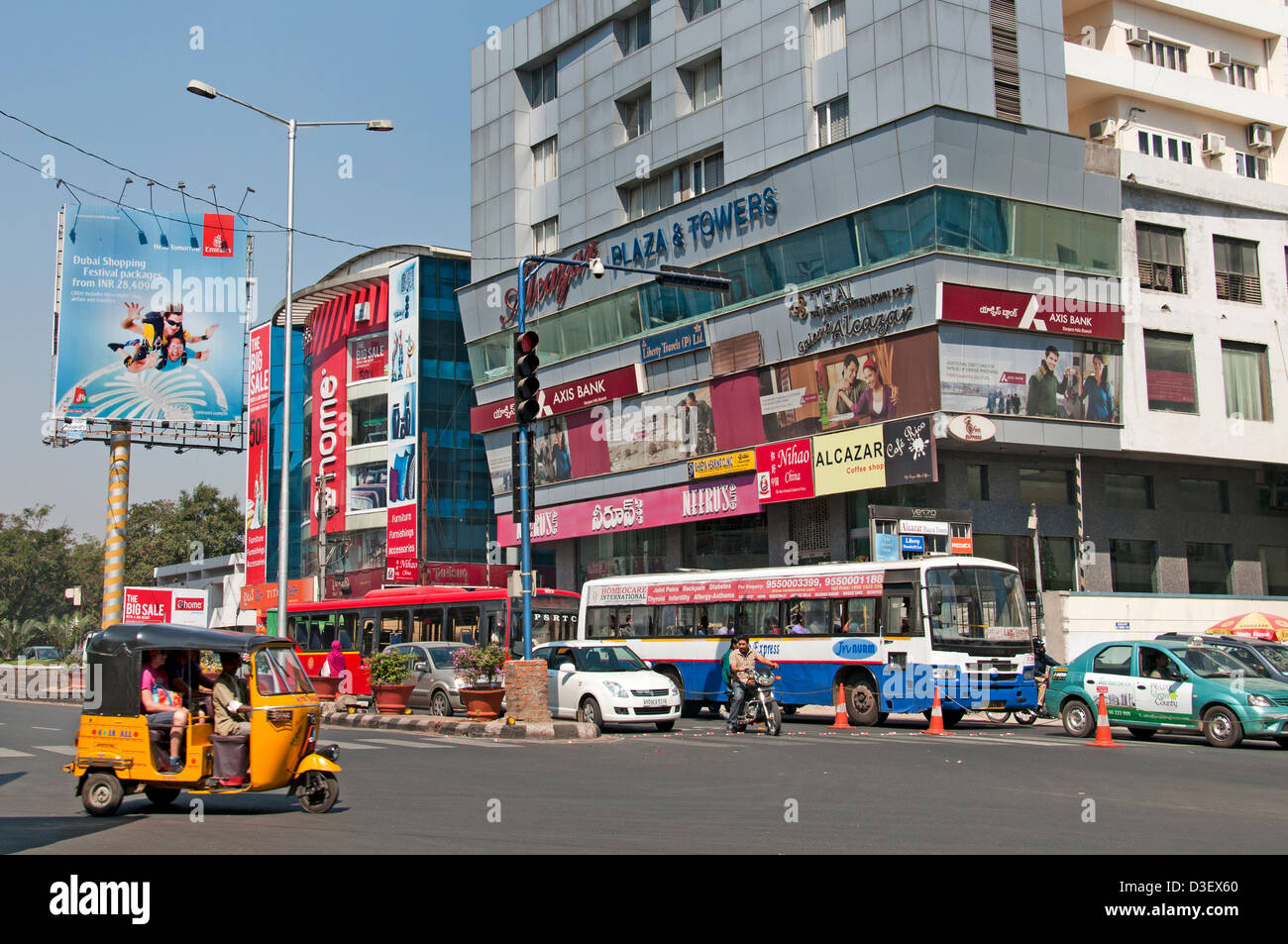 Plaza Towers moderno centro città di Hyderabad, India Andhra Pradesh Foto Stock