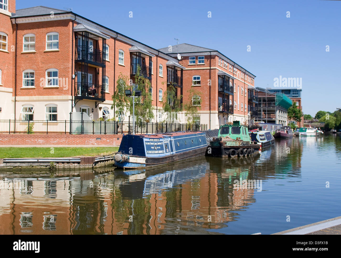 Bacino Diglis barche e alloggiamento Worcester e Birmingham Canal Worcester Inghilterra. Regno Unito Foto Stock