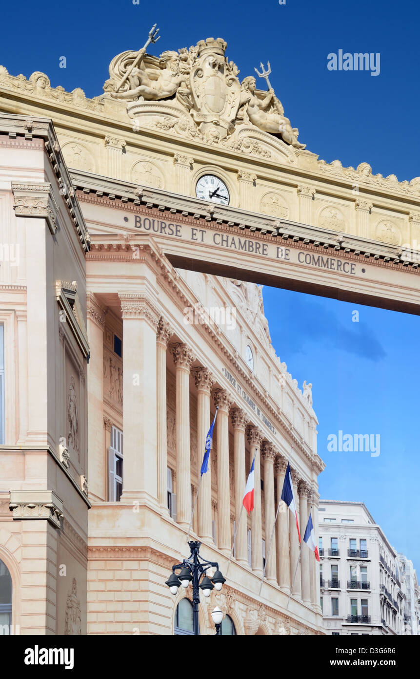 Trompe-l'Oeil Muraglia pittura sulla facciata della Camera di Commercio o la Bourse la Canebière Marseille Provence Francia Foto Stock