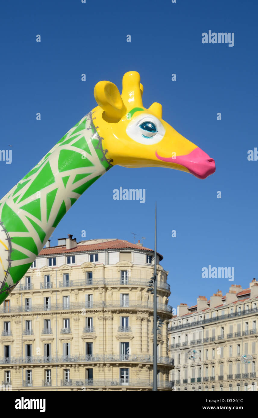 Giraffe scultura sul Quay, Quayside o Quai des Belges Vecchio Porto o Vieux Port Marseille Provenza Francia Foto Stock