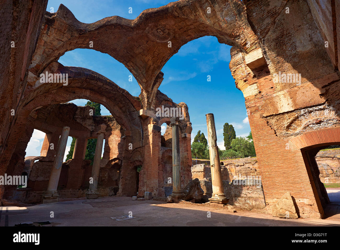 Le terme di Villa Adriana ( Villa Adriana ) II secolo D.C. - Il Teatro Marittimo ( Teatro Marittimo ), Tivoli, Italia Foto Stock