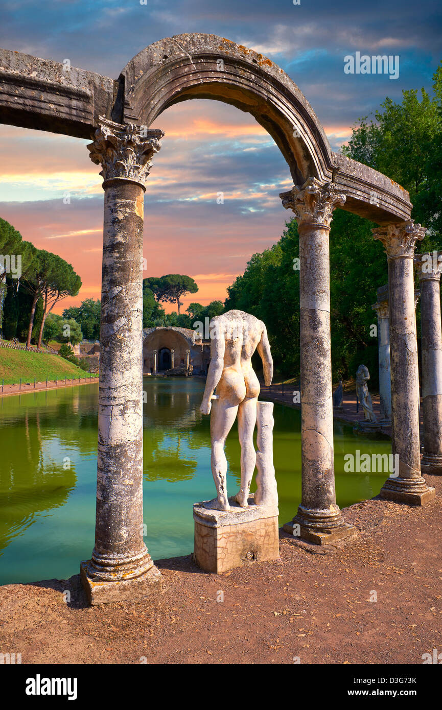 Il Serapaeum a Villa Adriana ( Villa Adriana ) II secolo d.c. , Tivoli, Italia Foto Stock