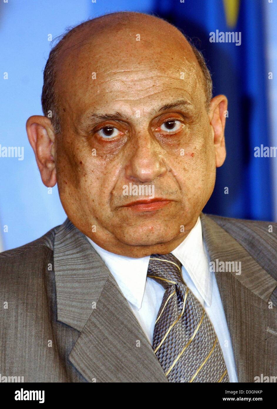 (Dpa) - Ahmed Maher, ministro egiziano degli Affari esteri, in una foto scattata durante la sua visita in Germania a Berlino, 15 giugno 2004. Foto Stock