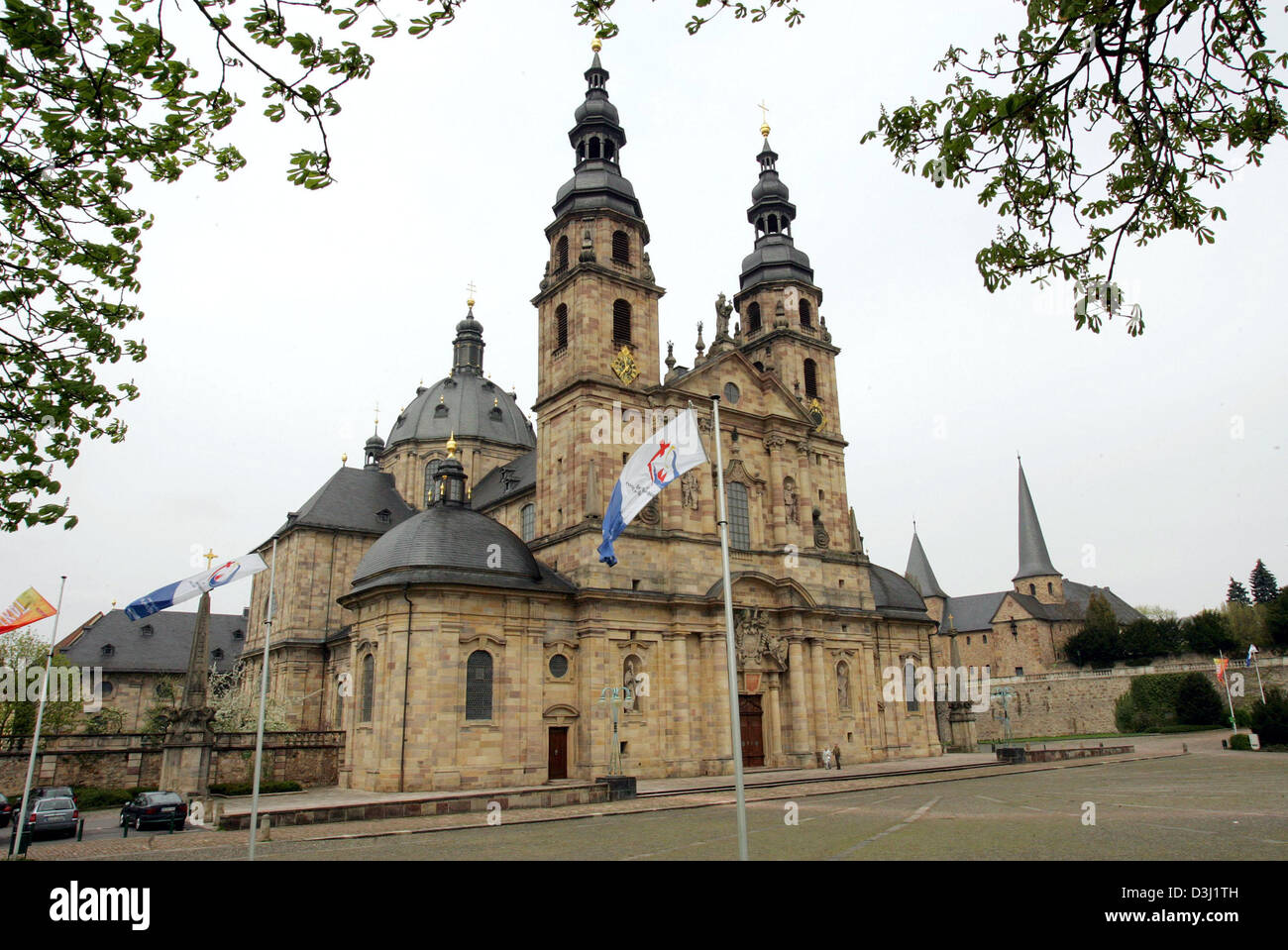 (Dpa) - l'immagine, datata 20 aprile 2005, mostra la cattedrale a Fulda, Germania. Foto Stock