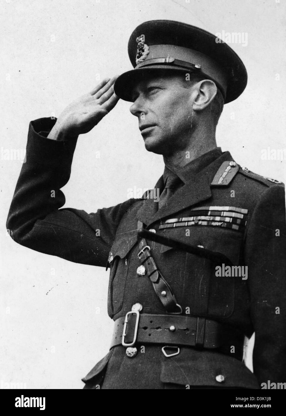King George VI in uniforme militare durante il WW2 Foto Stock