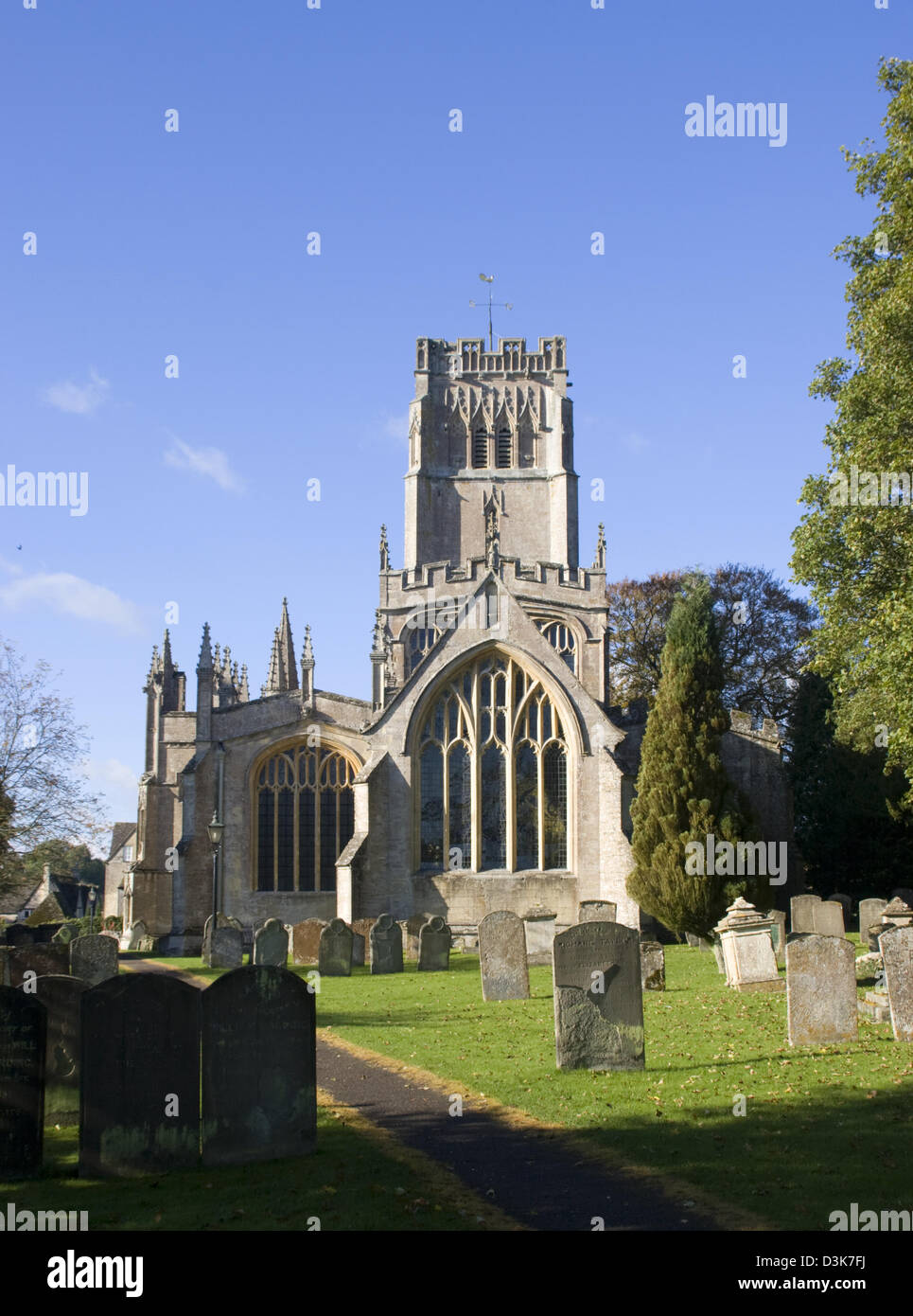 San Pietro e la chiesa di San Paolo Northleach Gloucestershire England Regno Unito Foto Stock