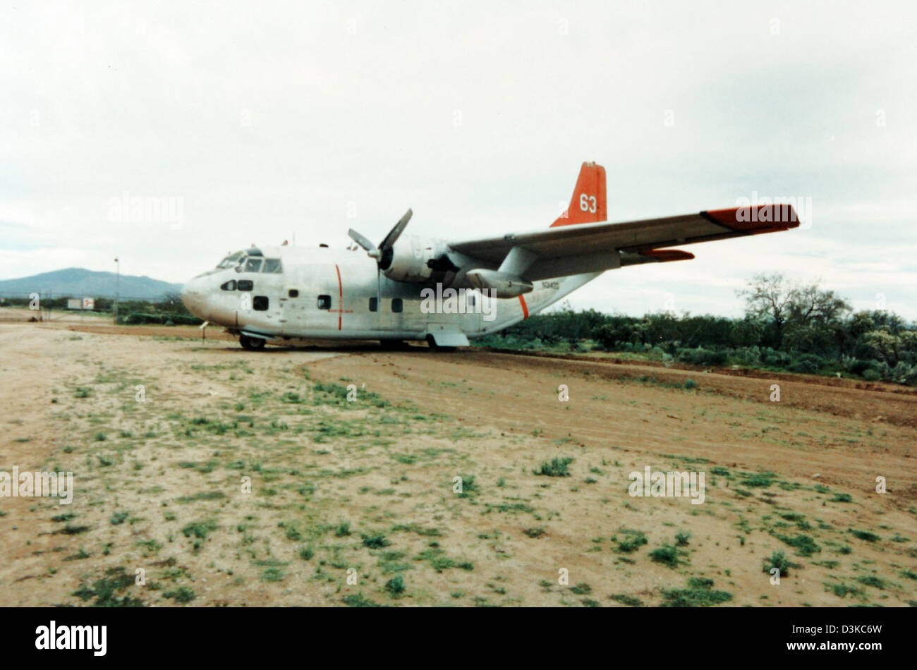 Il C-123 Fairchild, esposto al Pima County Air Museum in Arizona, è un importante aereo da trasporto militare utilizzato sia nella guerra del Vietnam che nelle operazioni della prima guerra fredda. Foto Stock