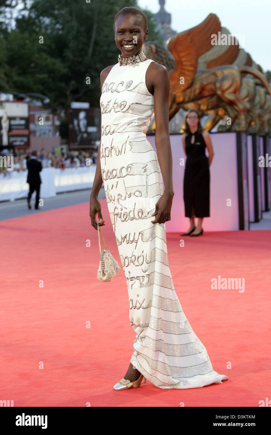 Watch Alek Wek SUD 2001 video Watch Alek Wek SUD 2001 video
