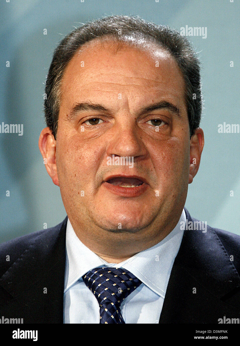 La foto mostra Primo ministro greco Kostas Karamanlis in cancelleria in Berlino, 15 febbraio 2006. Foto: Wolfgang Kumm Foto Stock