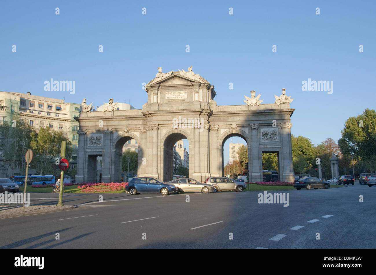 Puerta de Alcalá a Madrid Spagna Foto Stock