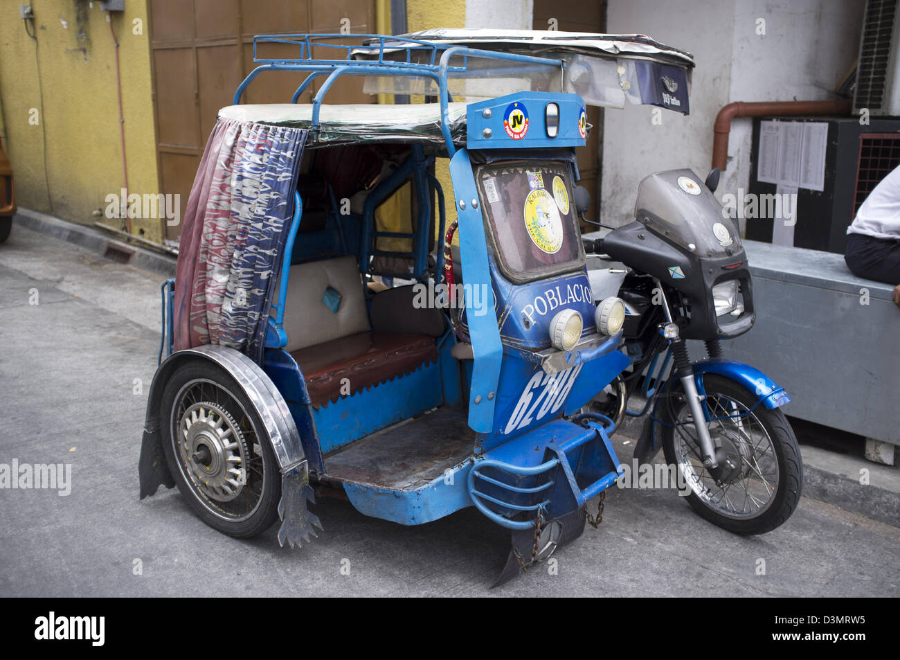 Pazienti pediatrici La cabina di triciclo Taxi Manila Foto Stock