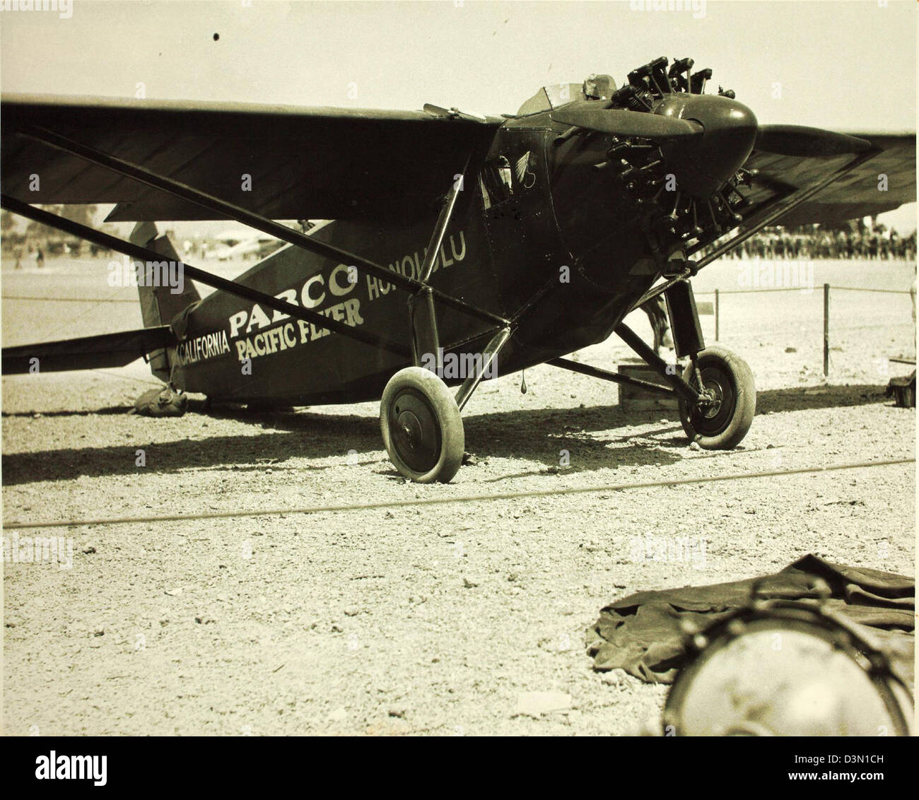 Il Breese Pabco Pacific Flyer NX646, pilotato da Irving Livingston, partecipò alla Dole Air Race del 1927, tentando di volare dalla California alle Hawaii. L'aereo, un monoplano progettato dalla Breese-Wilde Aircraft Company, faceva parte di questo storico evento aeronautico. Foto Stock