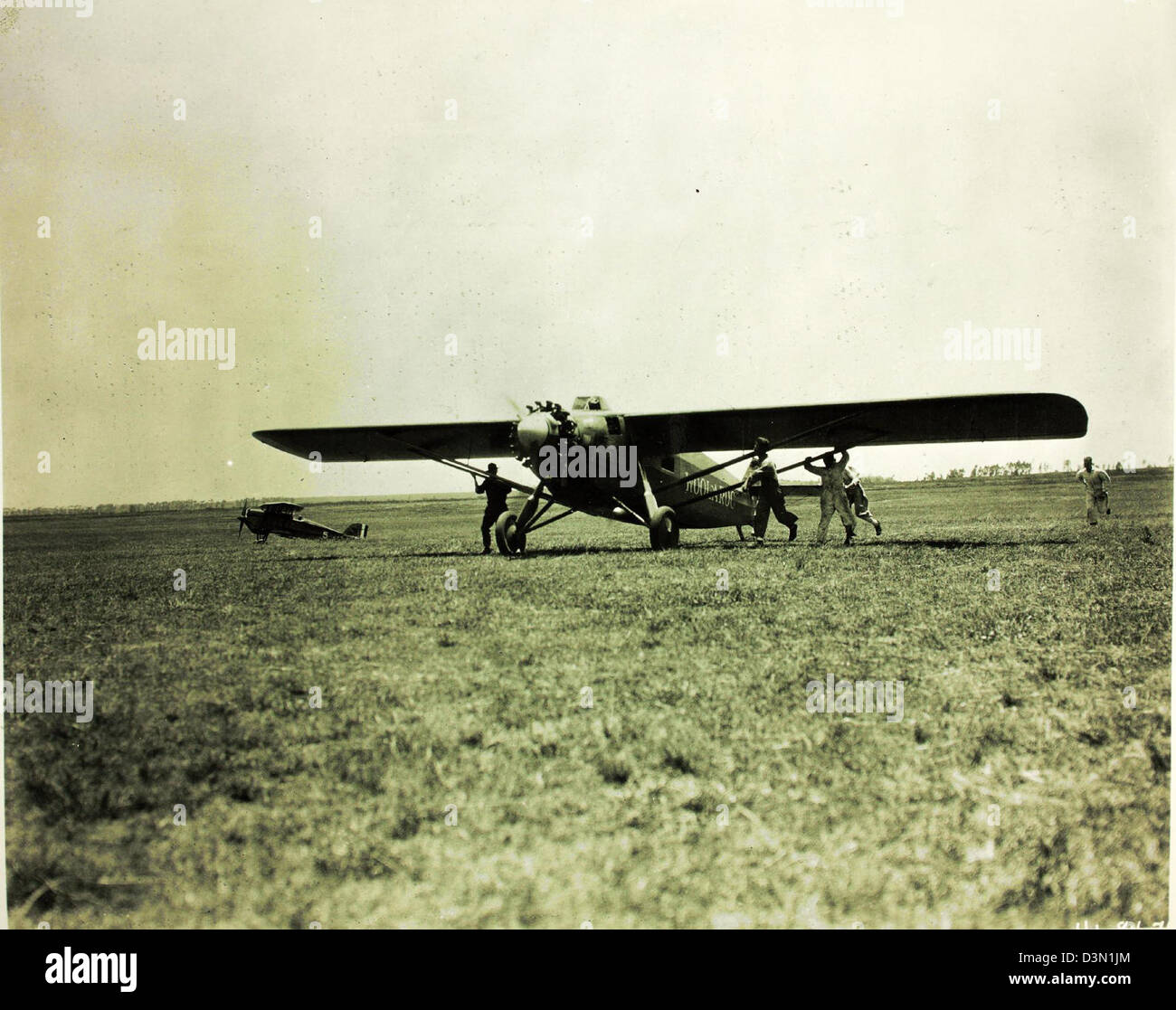 La Dole Air Race fu uno storico evento aeronautico, con la Travel Air 5000, nota come Woolaroc, pilotata da Arthur Goebel e Charles T. Menefee. L'aereo ha partecipato alla corsa transpacifica dalla California alle Hawaii. Foto Stock