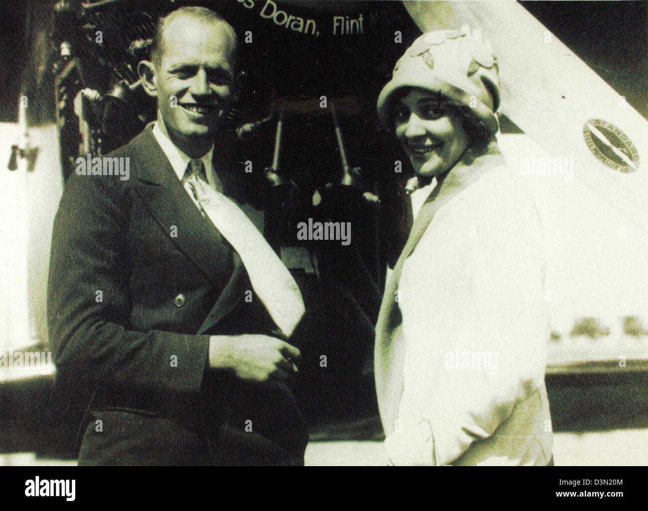 La Dole Air Race fu uno storico evento aeronautico che si svolse nel 1927, con piloti come Auggy Pedlar e Mildred Doran. La gara mostrava Buhl Airsedans e la tecnologia aeronautica dell'epoca. Foto Stock