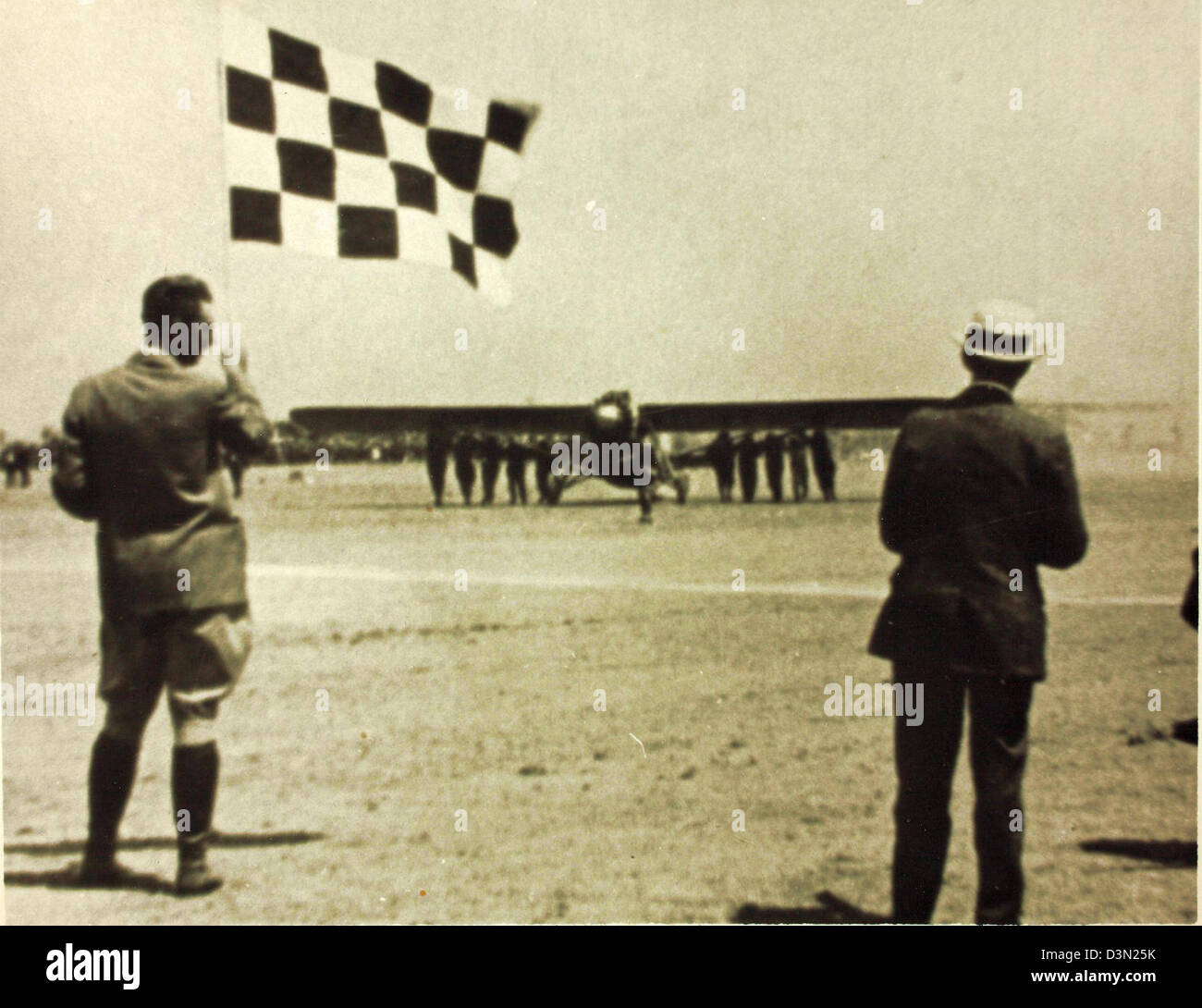 La Dole Air Race, tenutasi nel 1927, fu uno storico evento aeronautico in cui i piloti gareggiavano dalla California alle Hawaii, dimostrando capacità di viaggio aereo a lunga distanza e resistenza all'aviazione. Foto Stock