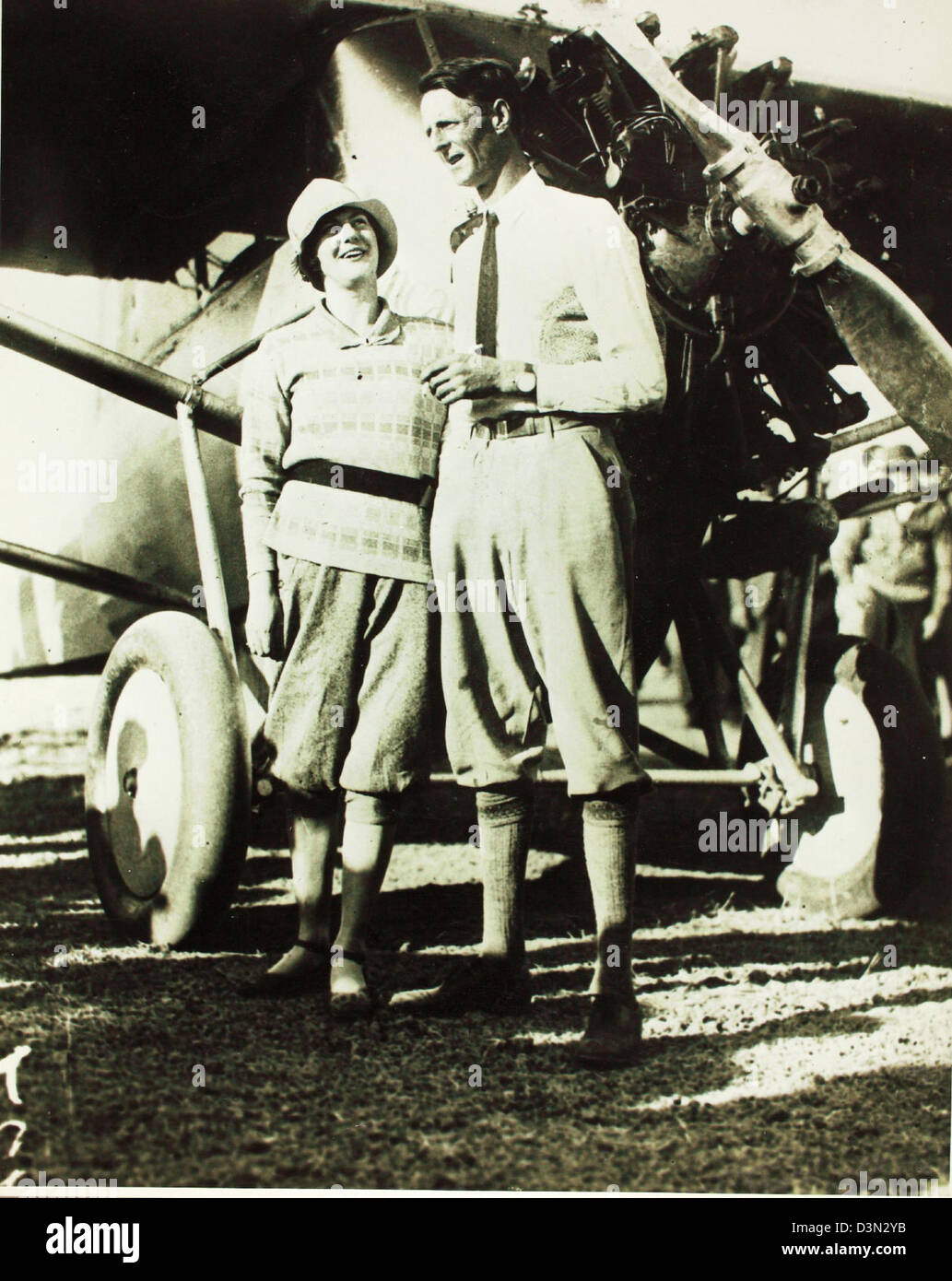 La Dole Air Race, che si tenne negli anni '1920, fu uno storico evento aeronautico che prevedeva voli dalla California alle Hawaii, con partecipanti come K.C. Hawkins e Norman Goddard in aerei come l'NX5074. Foto Stock