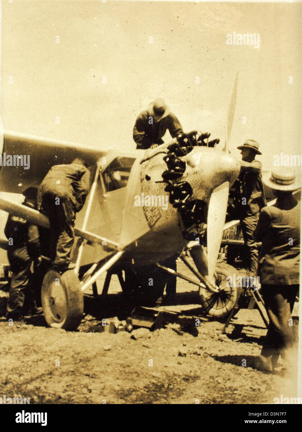 Nel 1927, ebbe luogo uno storico volo trans-Pacifico da Oakland alle Hawaii, con la Travel Air 500 e i piloti Ernest Smith ed Emory Bronte. Foto Stock