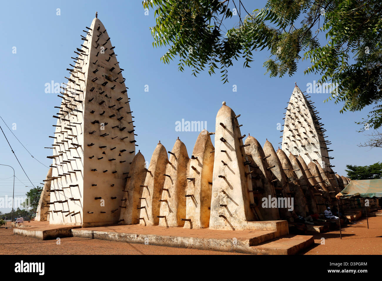 Grande moschea in stile di Sahel, architettura di fango, Bobo Dioulasso, Burkina Faso Foto Stock