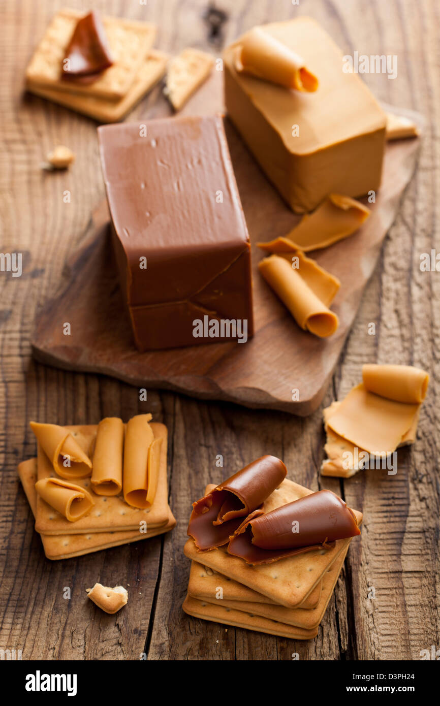 Norvegese formaggio brunost Foto Stock