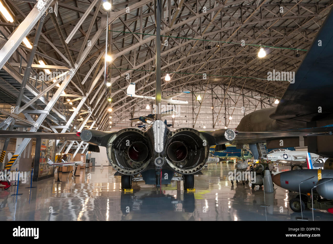 General Dynamics F-111 Aardvark, Ali sopra le Montagne Rocciose Museo dell'aria e dello spazio, Denver, Colorado. Foto Stock